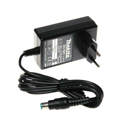 Makita 194628-5 Chargeur pour aspirateurs à batterie intégrée