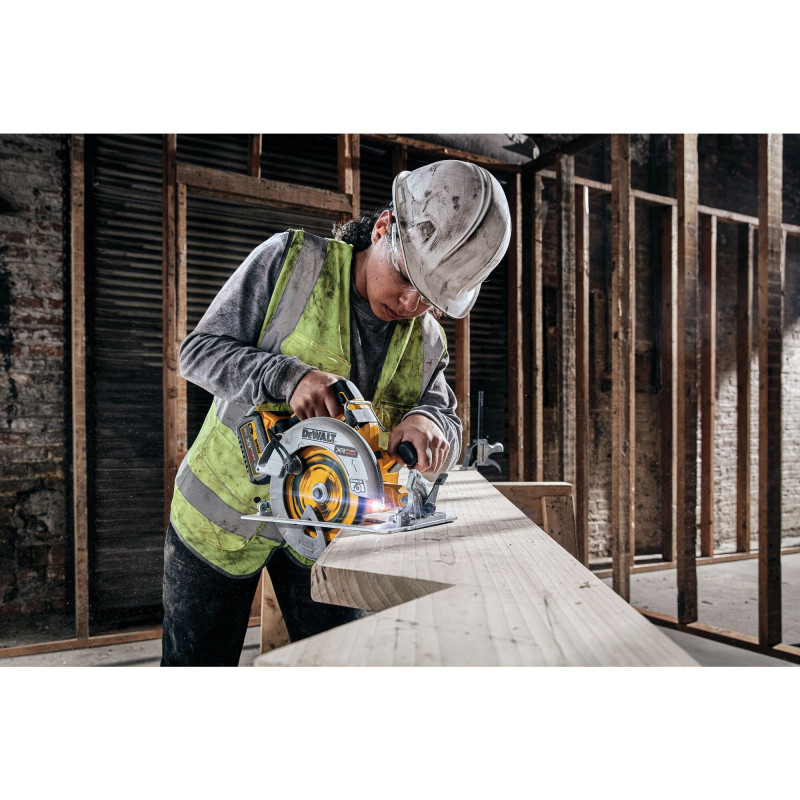 Scie Circulaire XR 18V ADVANTAGE Brushless 190 mm Sans batterie ni chargeur - Dewalt | DCS573NT