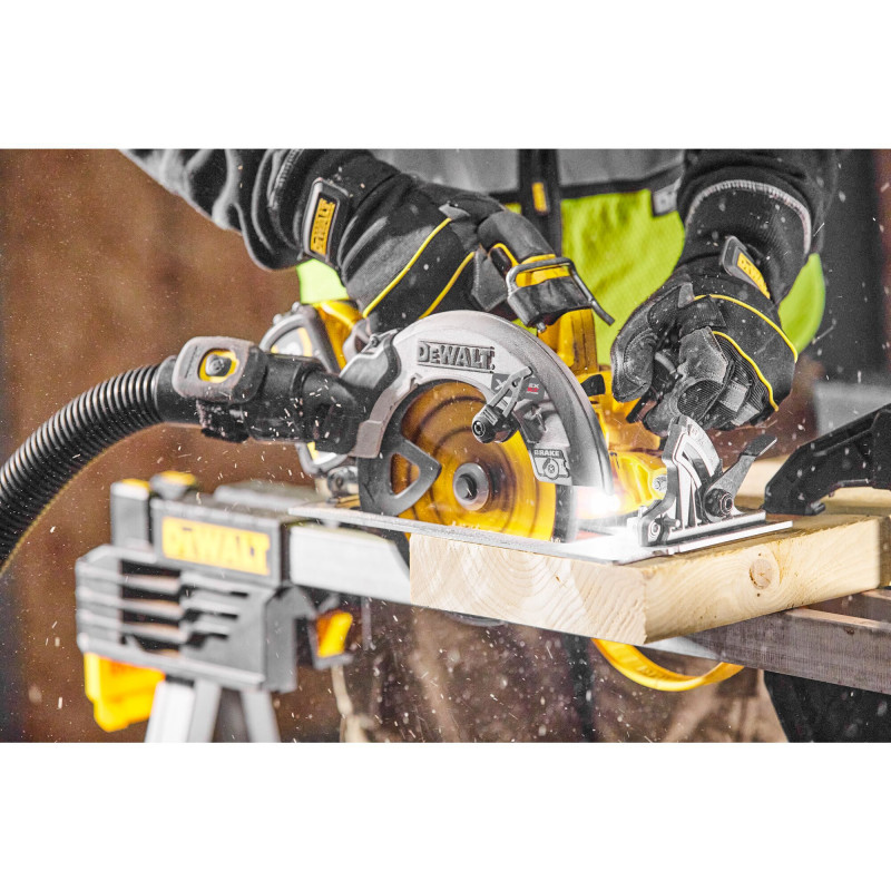 Scie Circulaire XR 18V ADVANTAGE Brushless 190 mm Sans batterie ni chargeur - Dewalt | DCS573NT